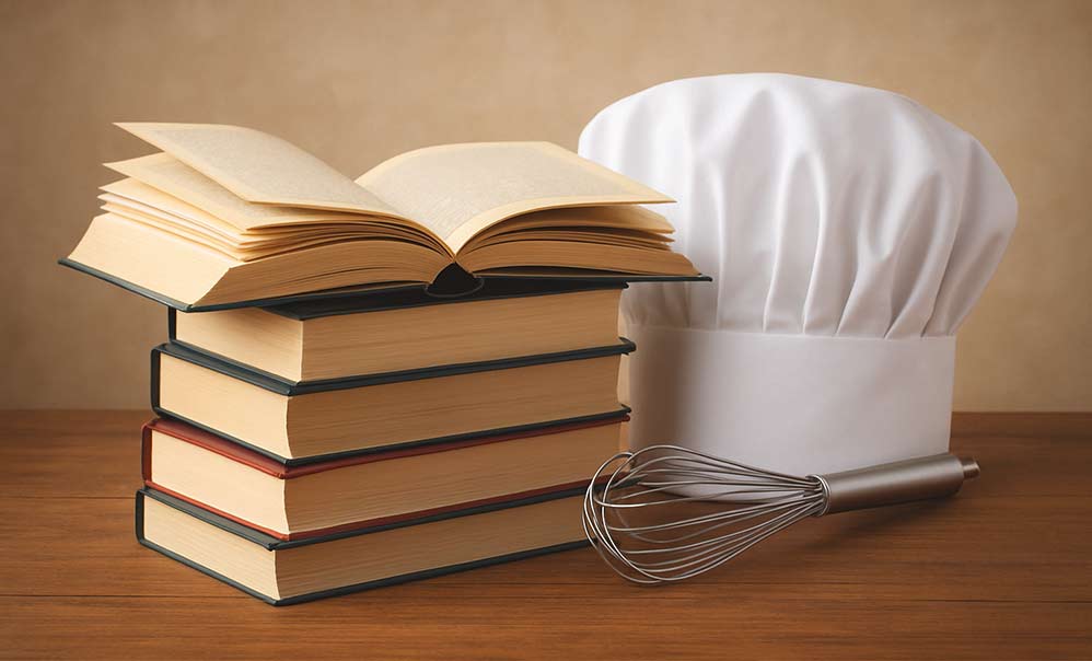 بهترین کتاب‌های رستوران‌داری برای موفقیت در صنعت غذا